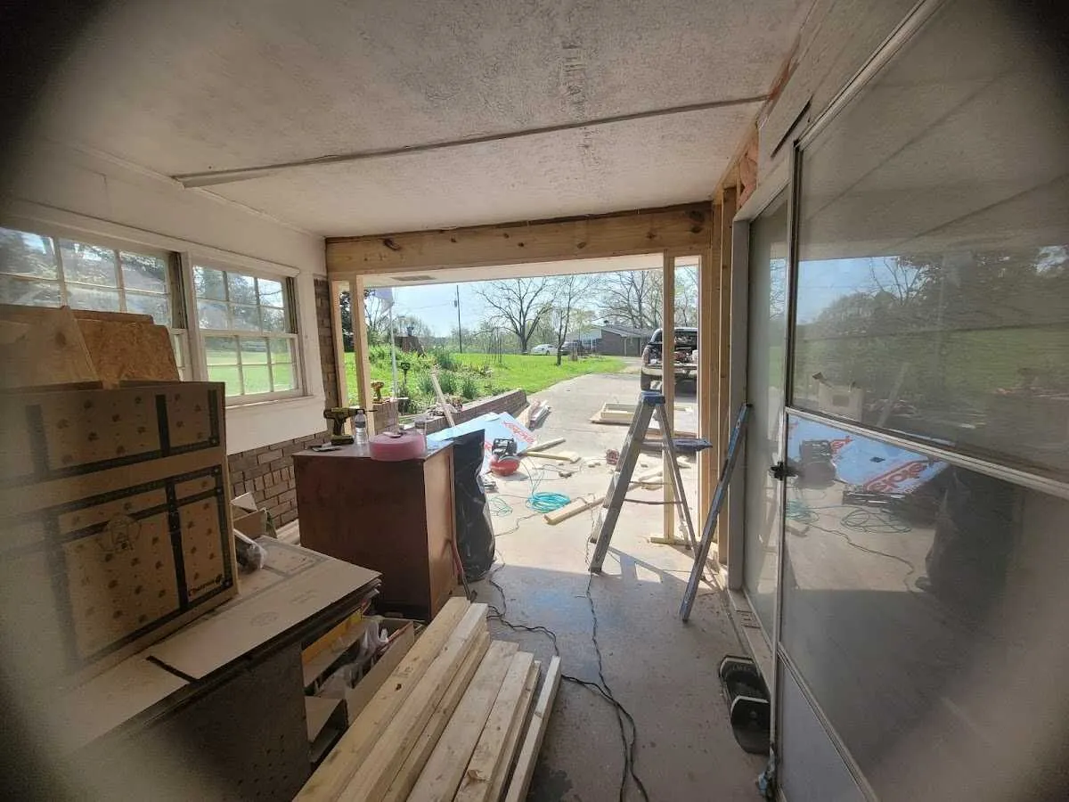 Air movers and dehumidifier for Water Mitigation Services in Edgewater Park